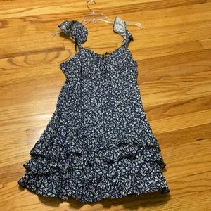 Blue floral dress Sundae muse